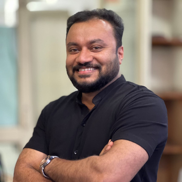 Dr. Subin Madhu MDS - Prosthodontist and Implantologist at Yoha Dental Clinic